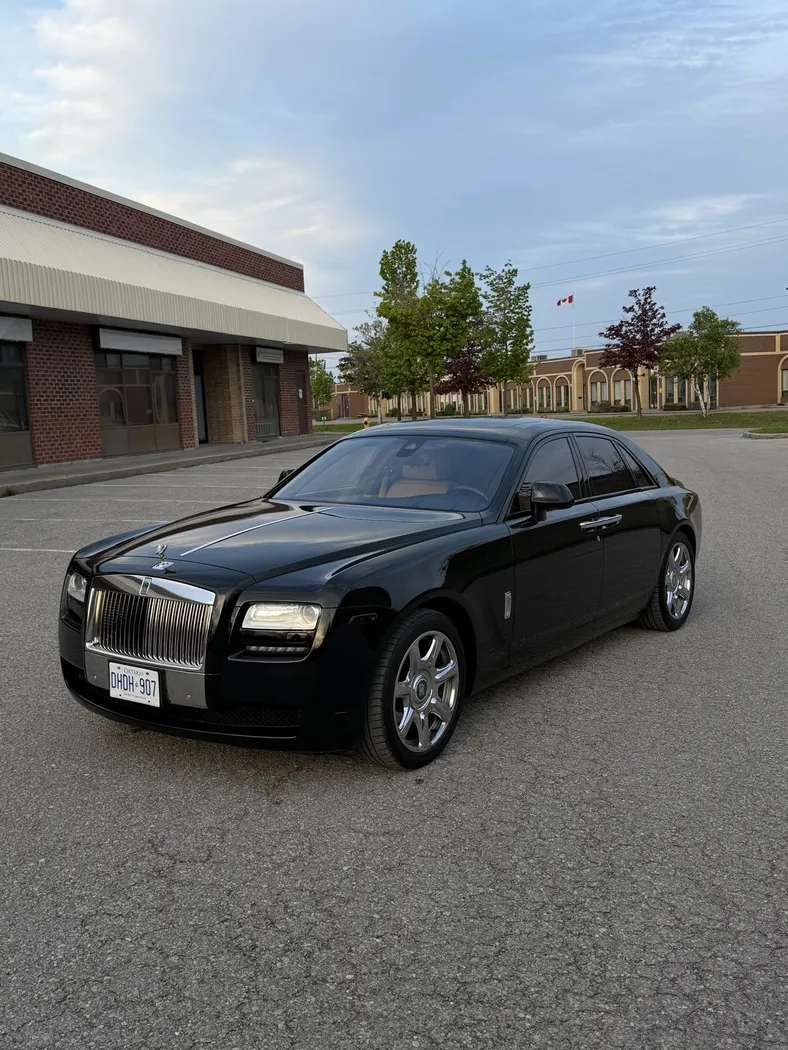 Rolls Royce Ghost photo 2