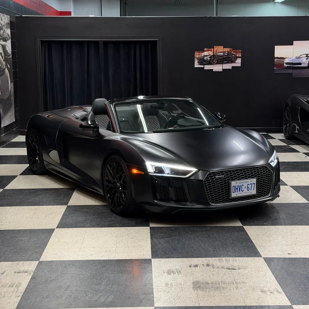 Audi R8 V10 Black photo 2