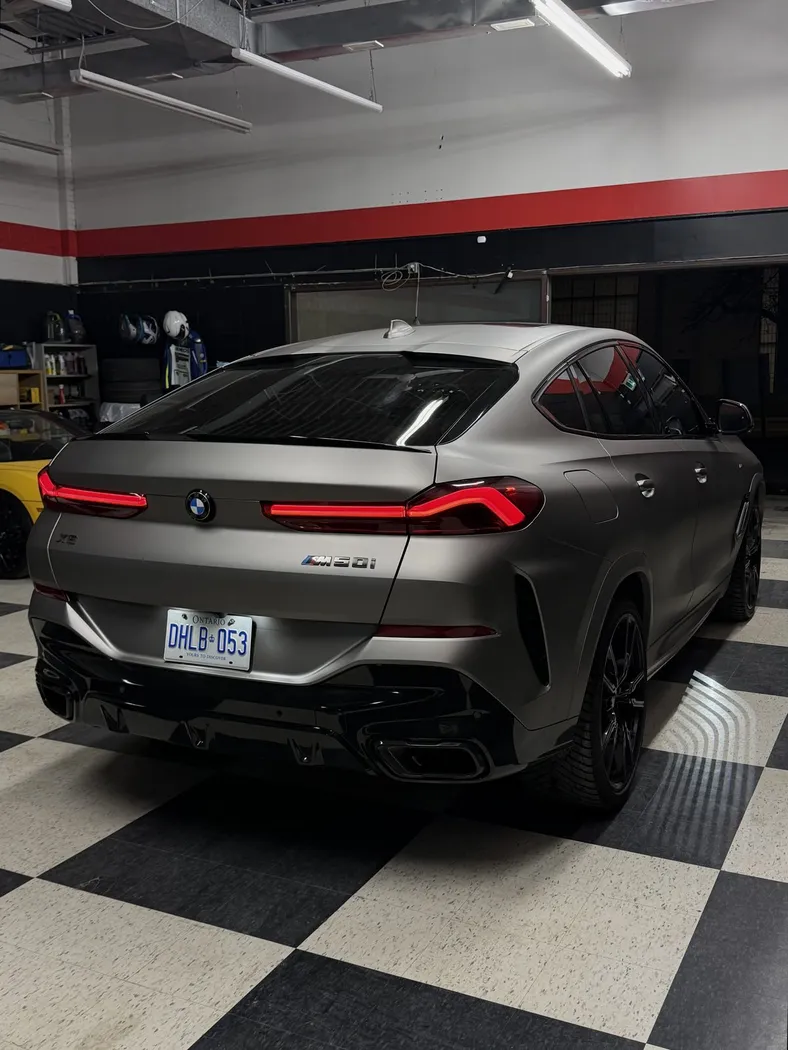 BMW X6 M50i photo 7