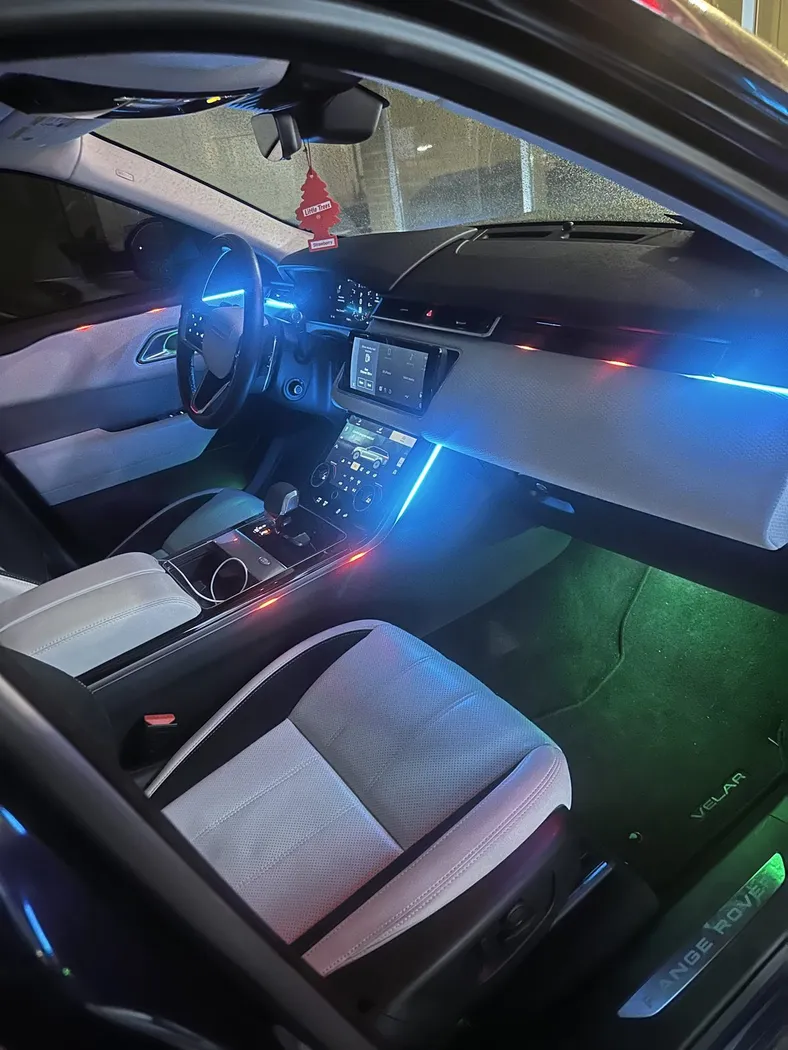 Range Rover Velar photo 6